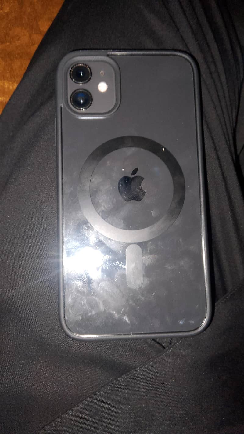 Apple iPhone 11 3