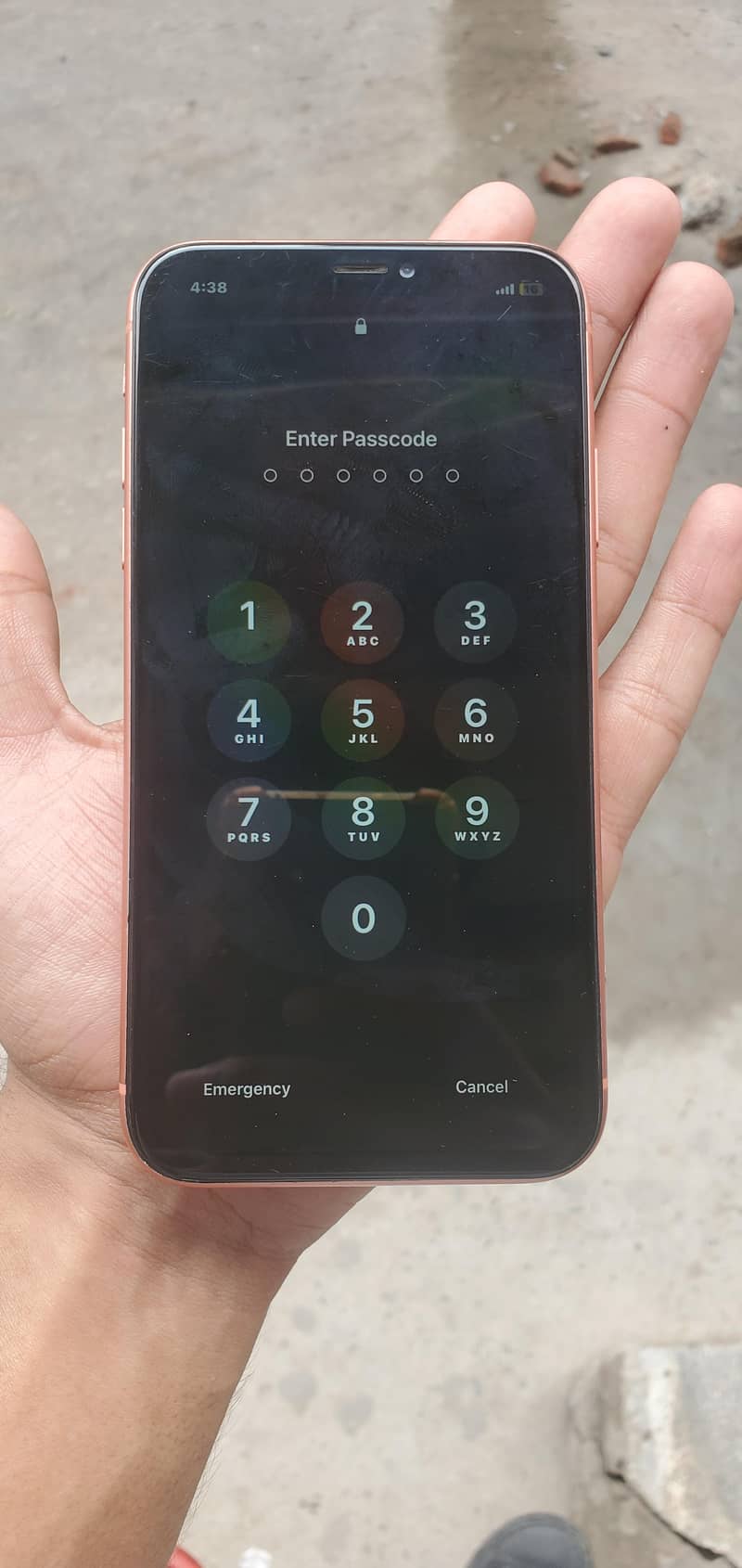 iPhone XR 3