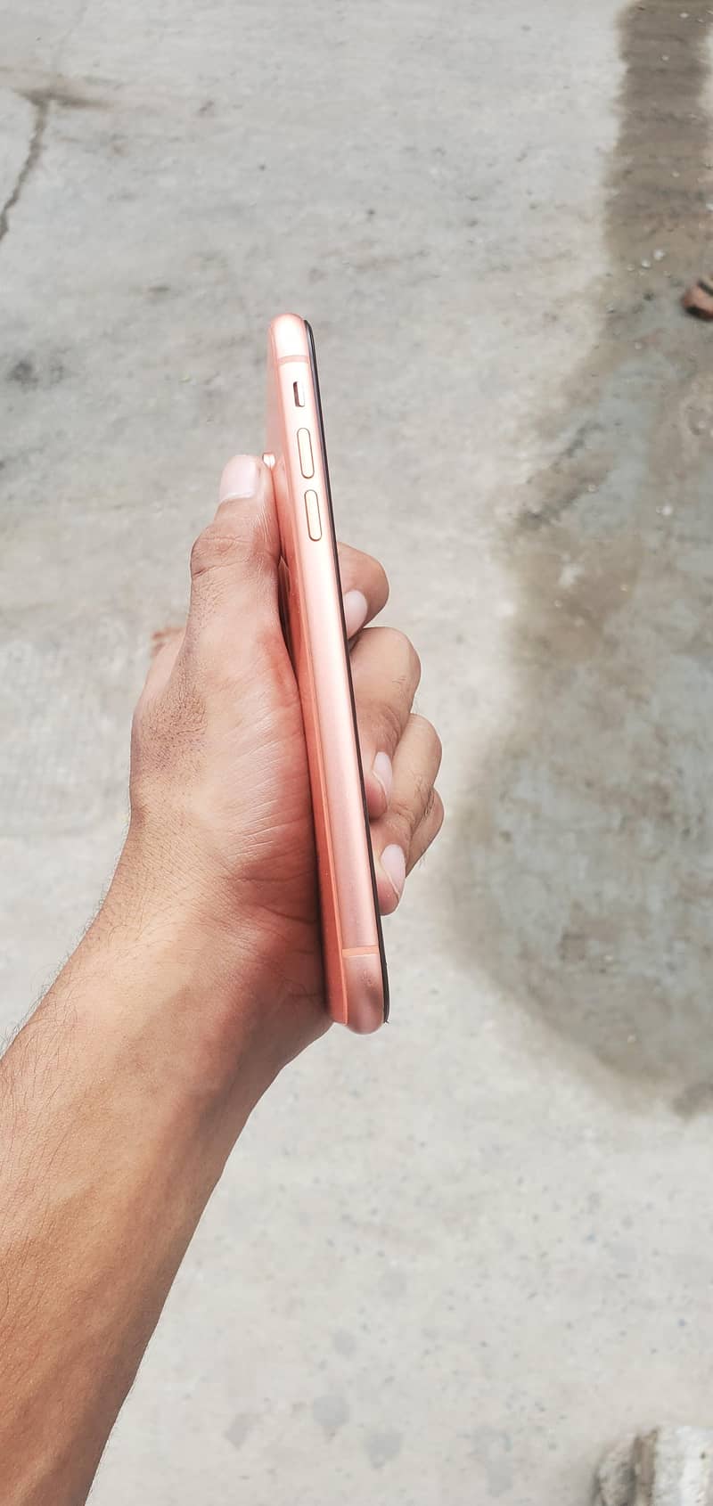 iPhone XR 4