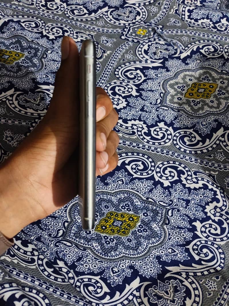 Apple iPhone X 1