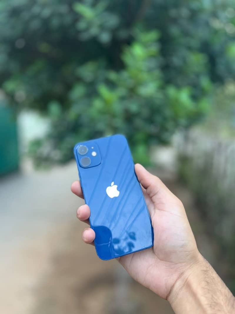 Apple iPhone 12 mini 0