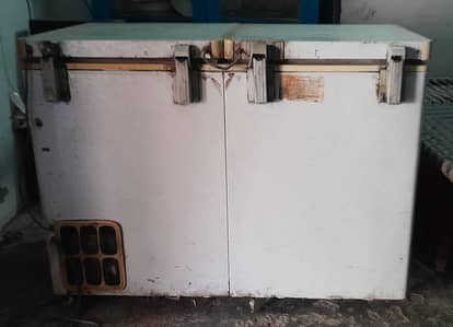 Used Dawlance Deep Freezer -- Good condition