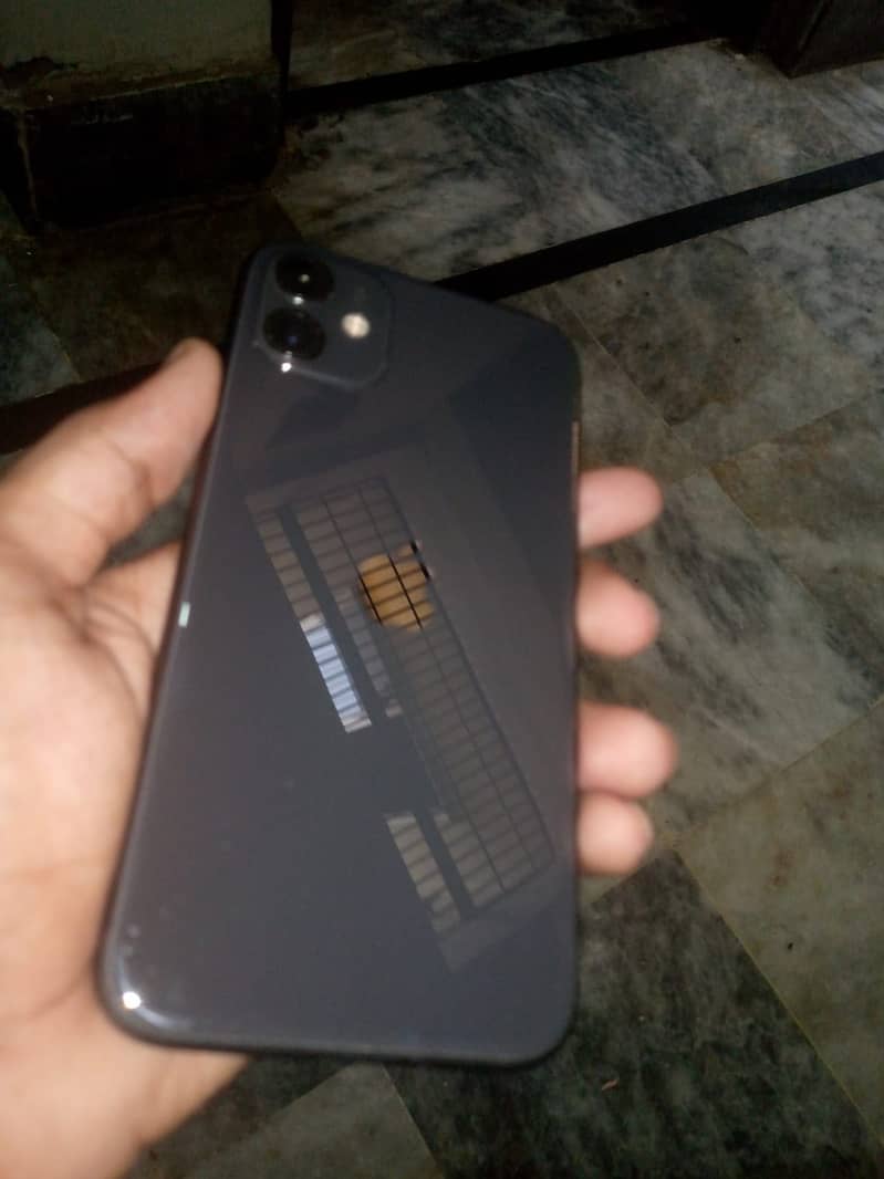 Apple iPhone 11 2
