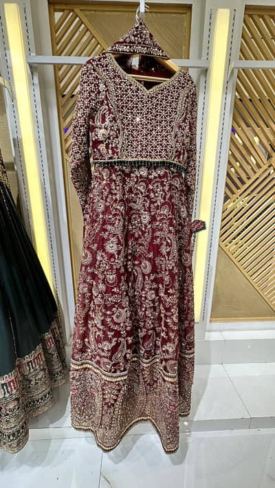 Bridal Ready to wear dress - Never worn