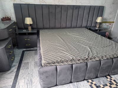 Luxury Grey Velvet Bed Set