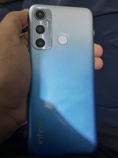Infinix Hot 11