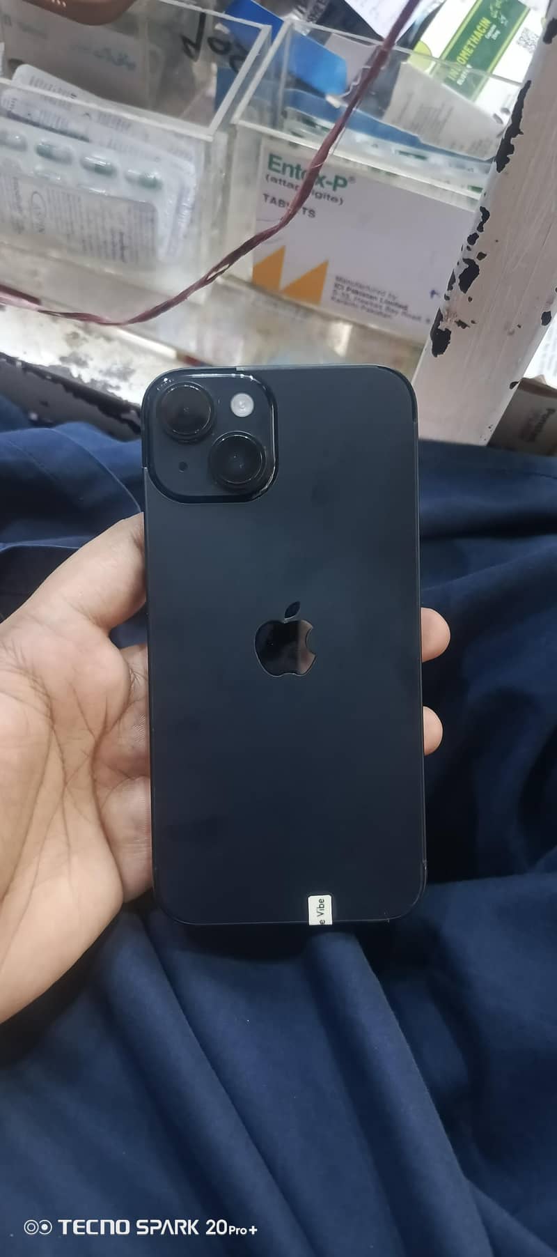 Apple iPhone 14 4