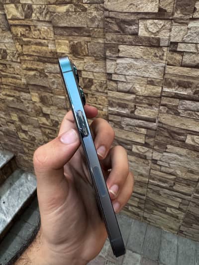 Apple iPhone 13 Pro