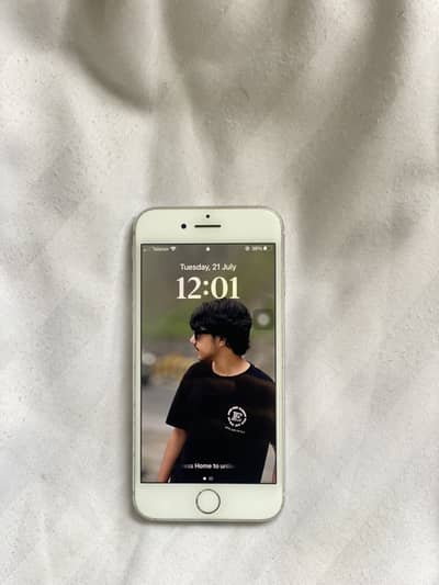 Apple iPhone 8