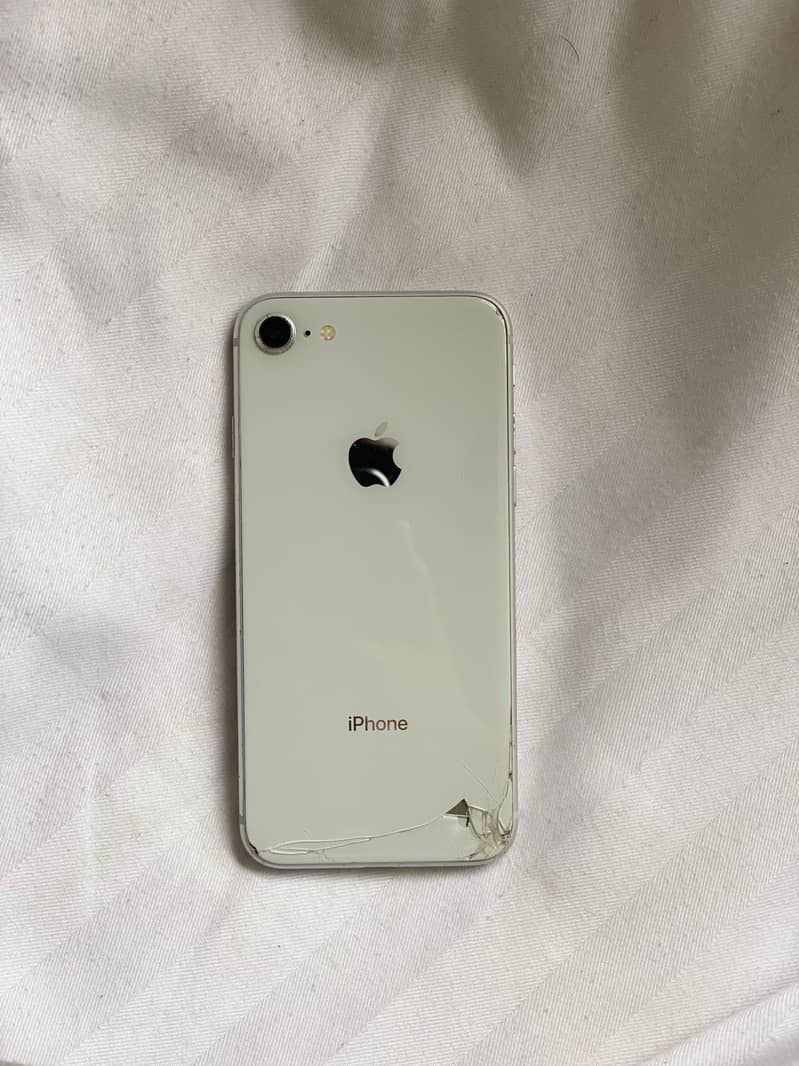 Apple iPhone 8 4