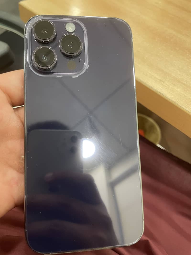 Apple iPhone 14 Pro Max 4