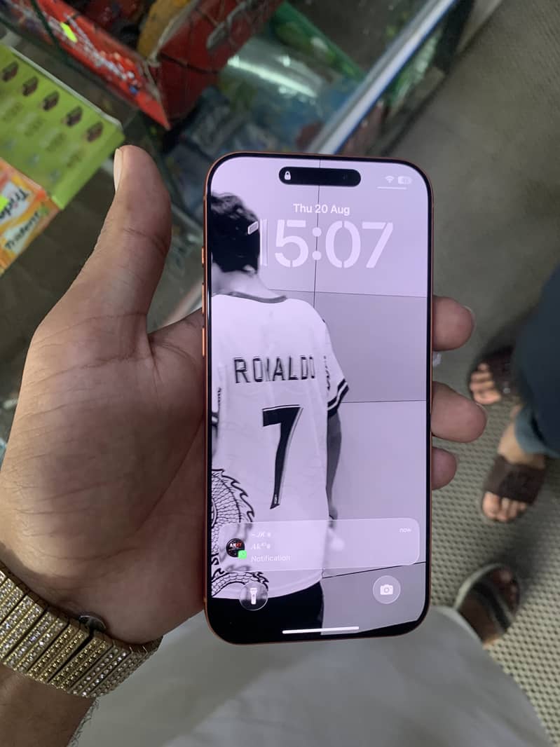 Apple iPhone 17 Pro Max 3