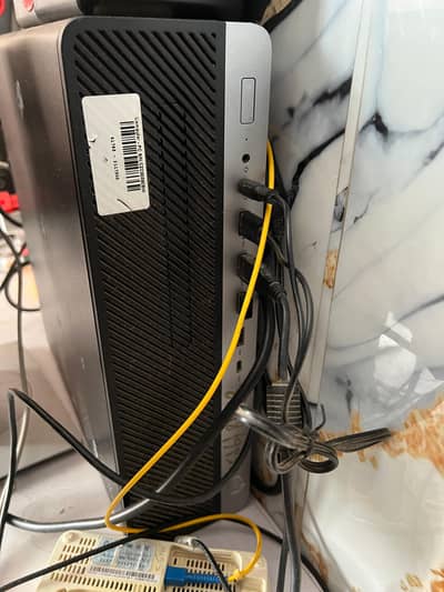 Hp EliteDesk 800 g3 SFF i7 7thgen, 16gb ram, 256gb nvme