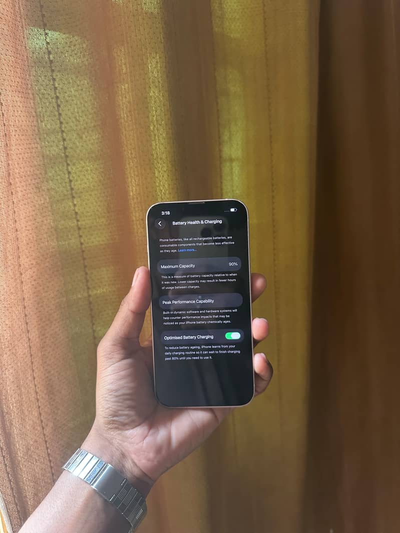 Apple iPhone 13 6