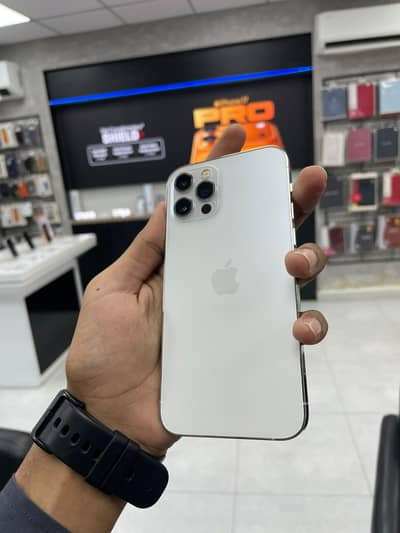 Apple iPhone 12 Pro
