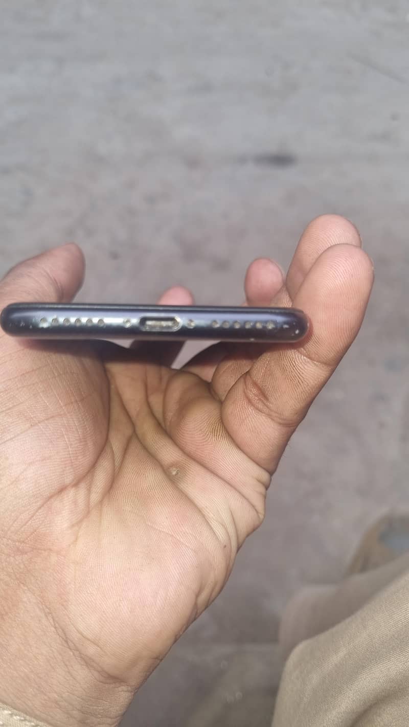 Apple iPhone SE 2