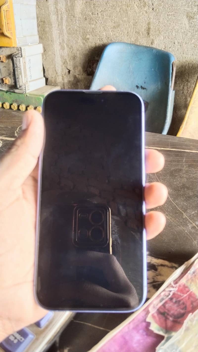 Apple iPhone 16 1
