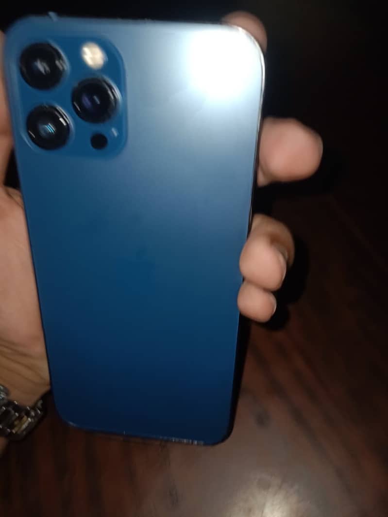 iPhone 12 Pro Max 0