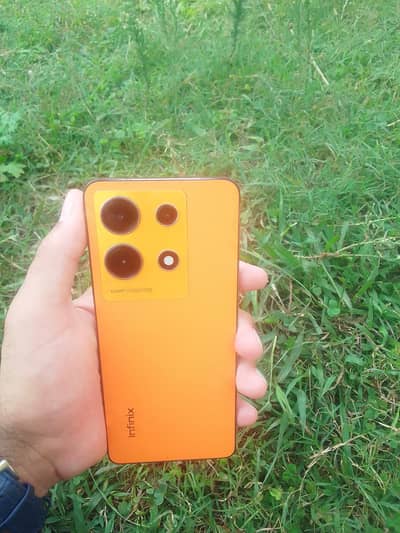 Infinix Note 30