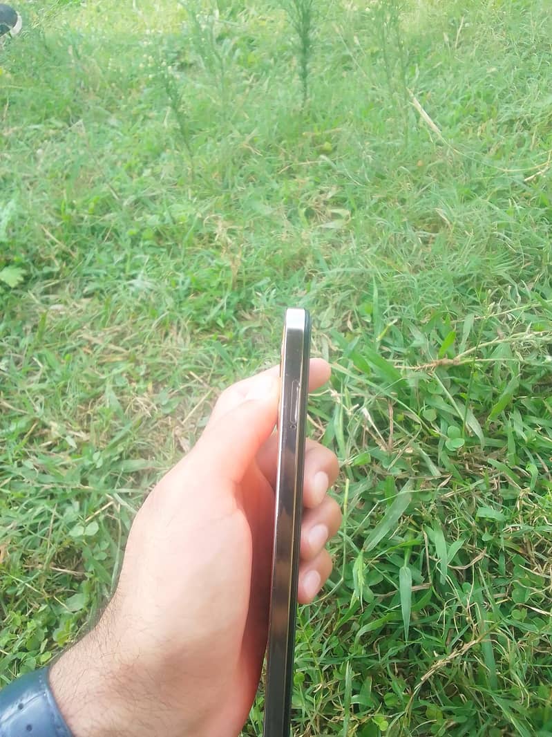 Infinix Note 30 4