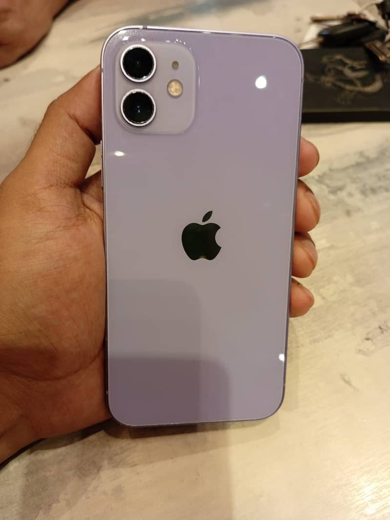 Apple iPhone 12 2