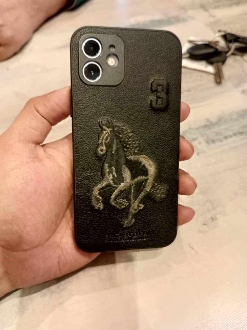 Apple iPhone 12 6