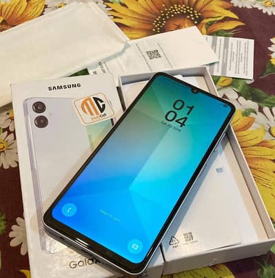 Samsung Mobile A06 4/64