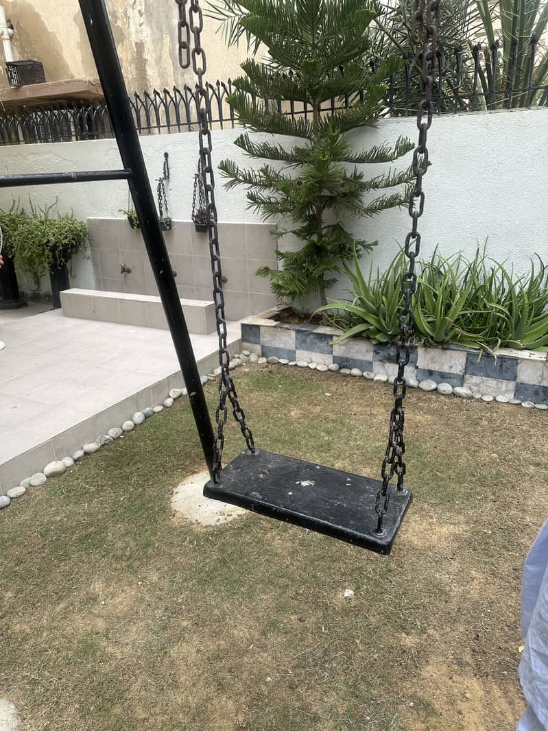 Outdoor swing 0