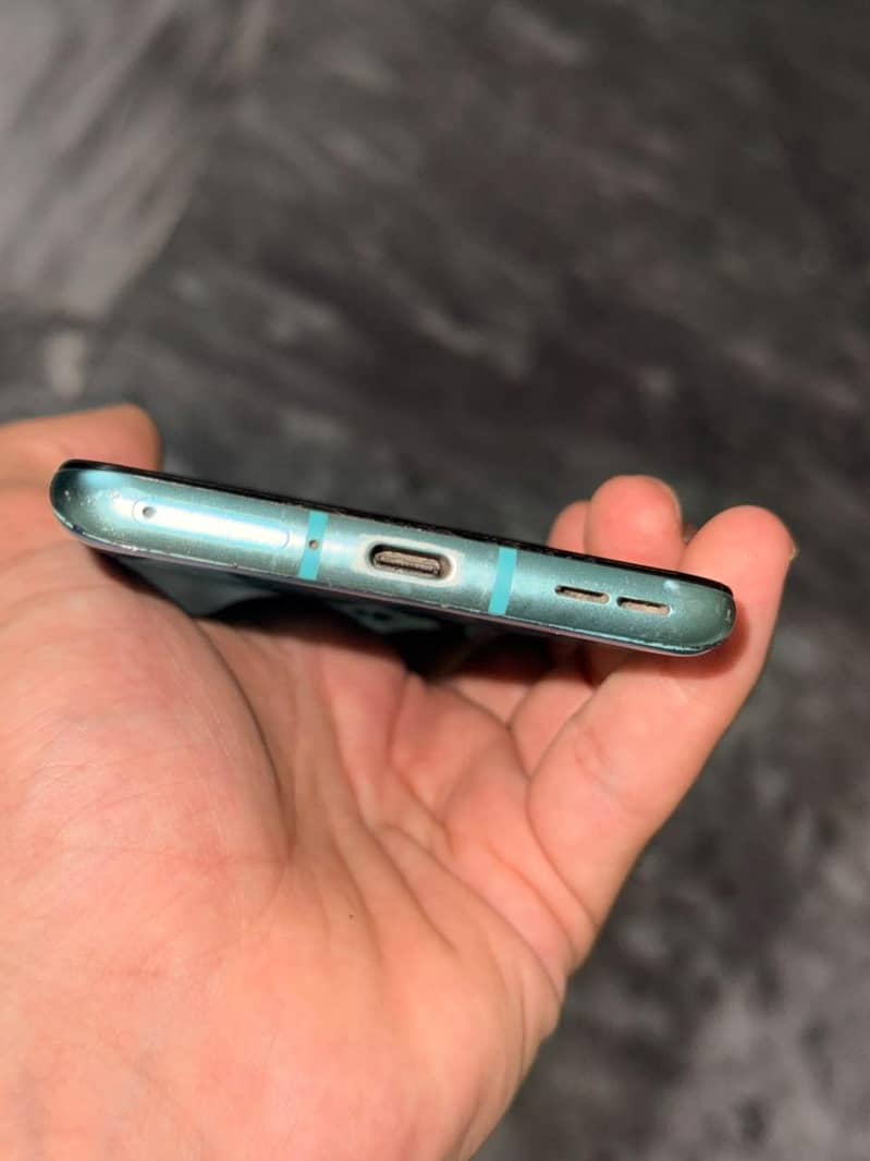One Plus 8T 3