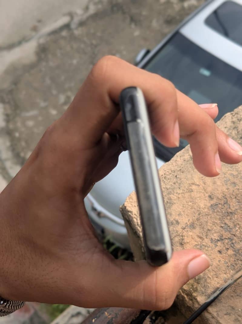 Google Pixel 6a 4