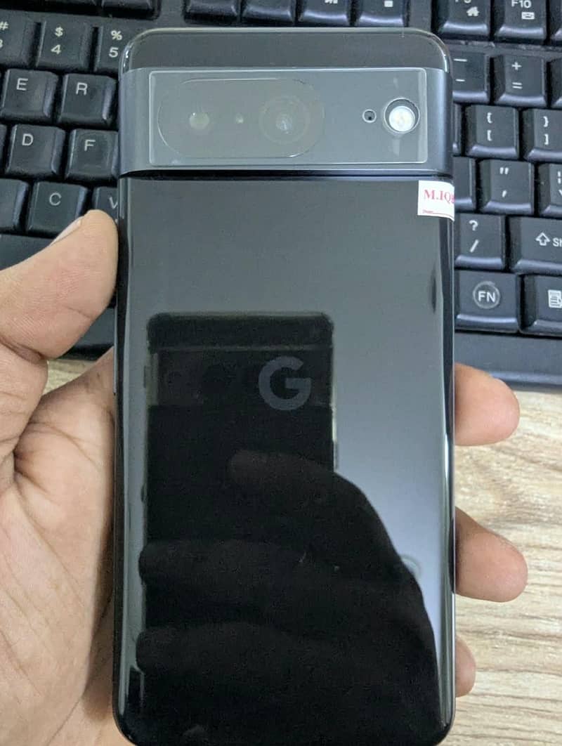 Google Pixel 8 5