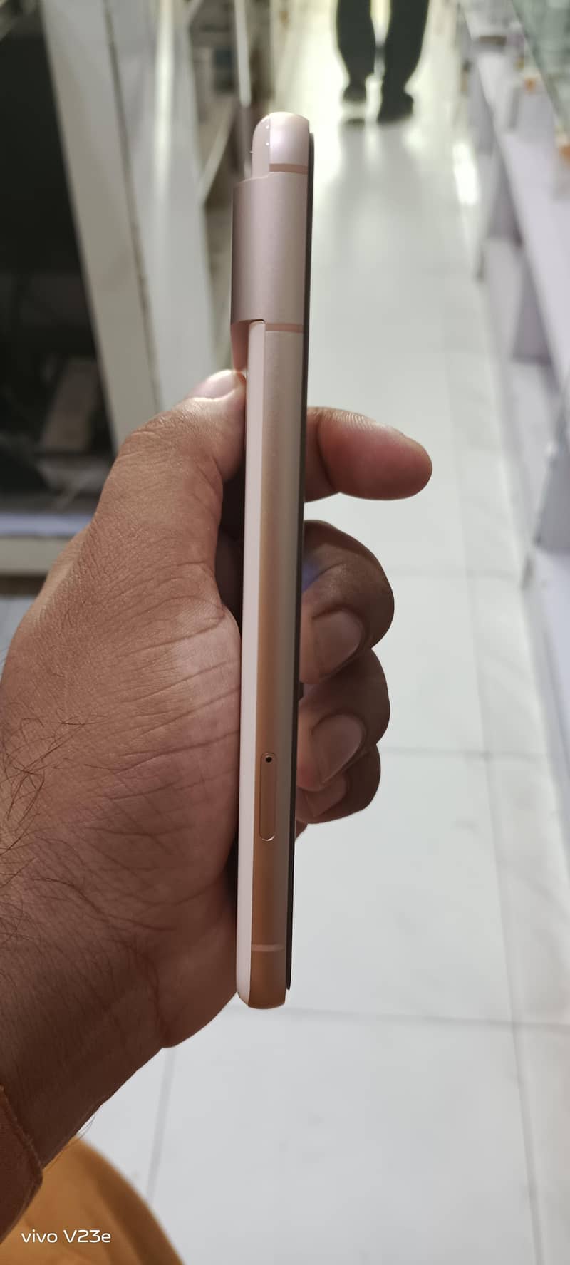 Google Pixel 8 1