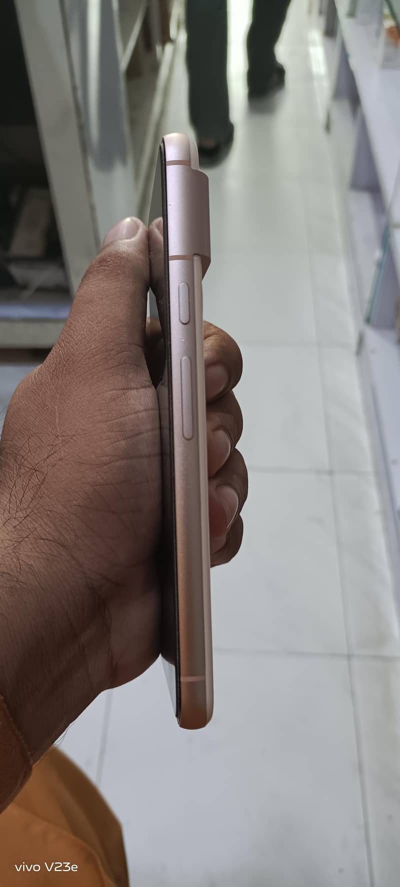 Google Pixel 8 2