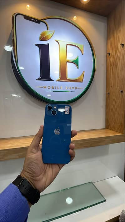 Apple iPhone 13 128