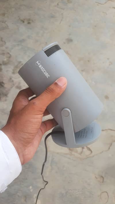 Macubic HY300 Mini Projector Slightly Used