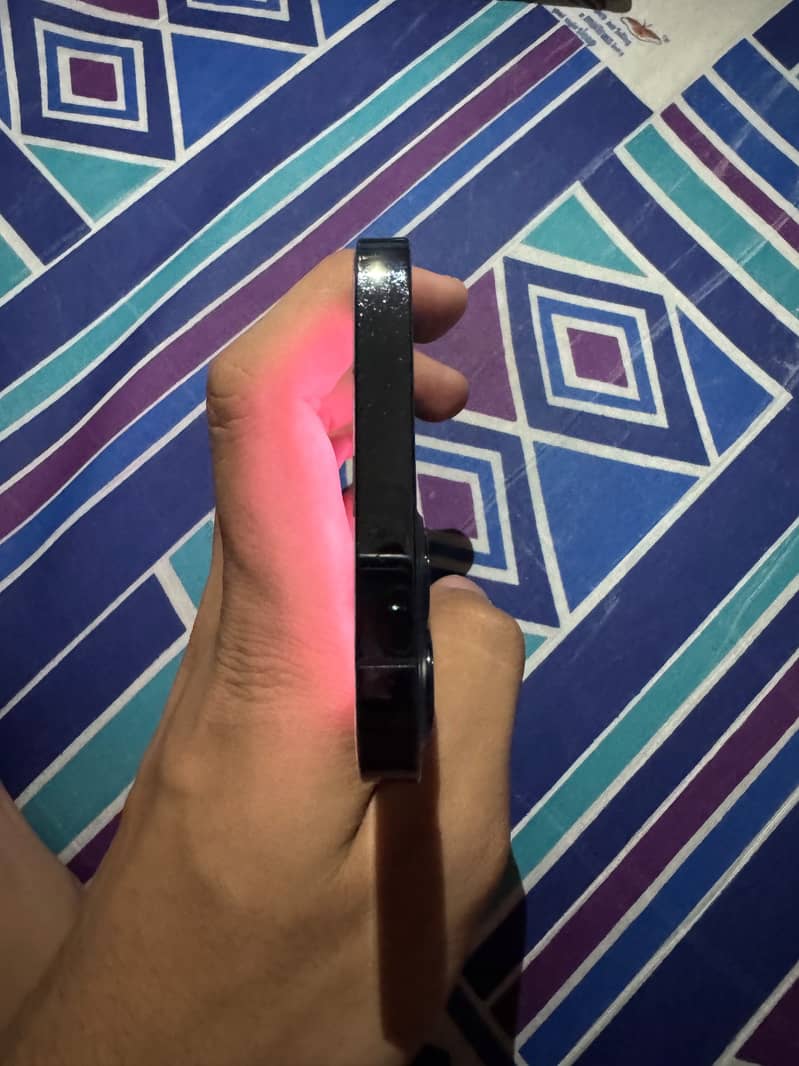 Apple iPhone 12 Pro 4