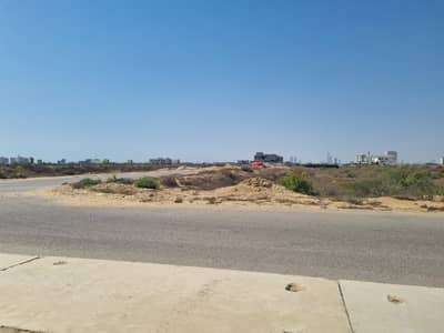 HIGH-GROWTH INVESTMENT: 300 SQ YARD RESIDENTIAL PLOT FOR SALE IN DHA PHASE 8 (EXTENSION)