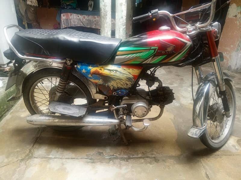 United 70cc 3