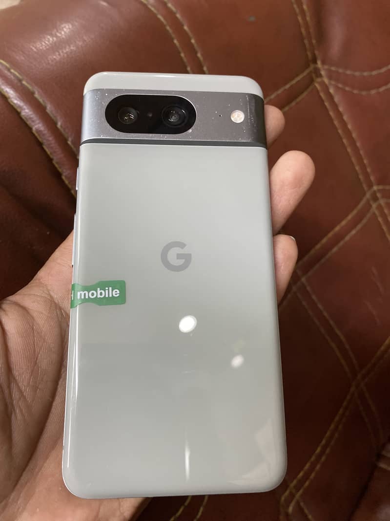 Google Pixel 8 1