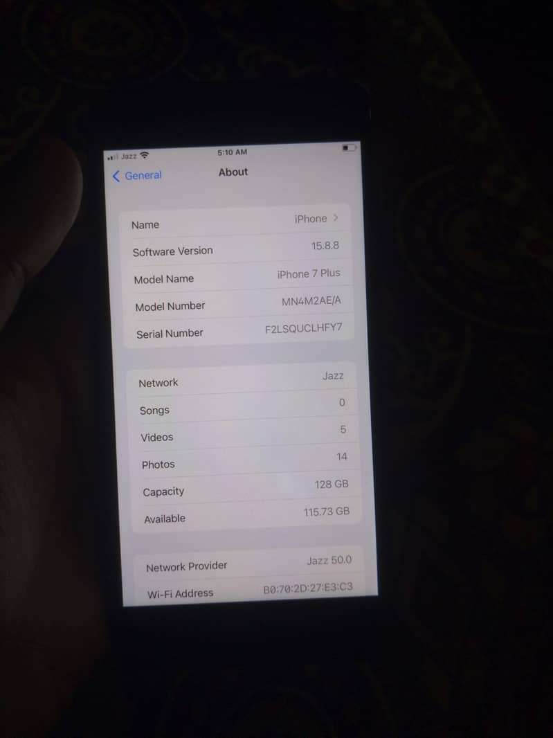 Apple iPhone 7 Plus 6