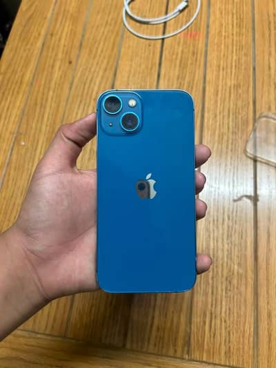 Apple iPhone 13