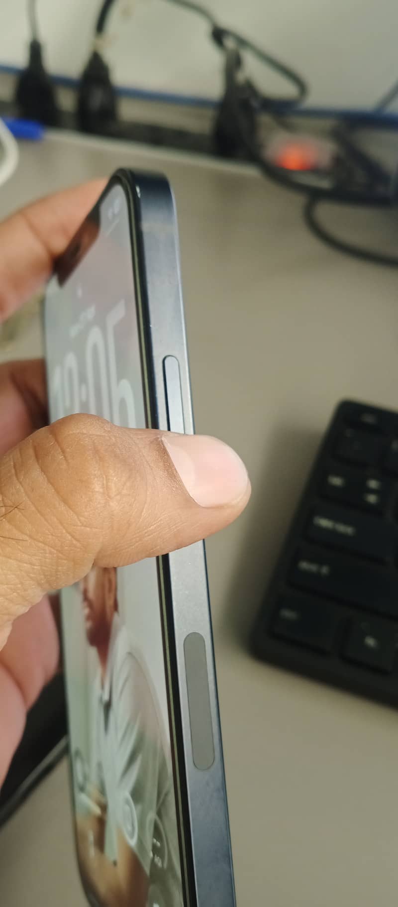Apple iPhone 12 7