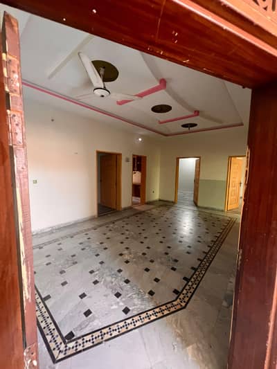 10 Mara first  flour available for rent Ghauri Town pahse 5a
