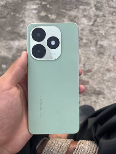 Tecno Spark 20C