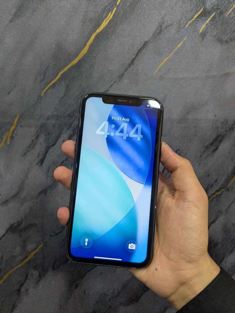 Apple iPhone 11 1