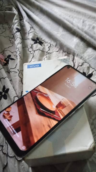 Vivo Y30