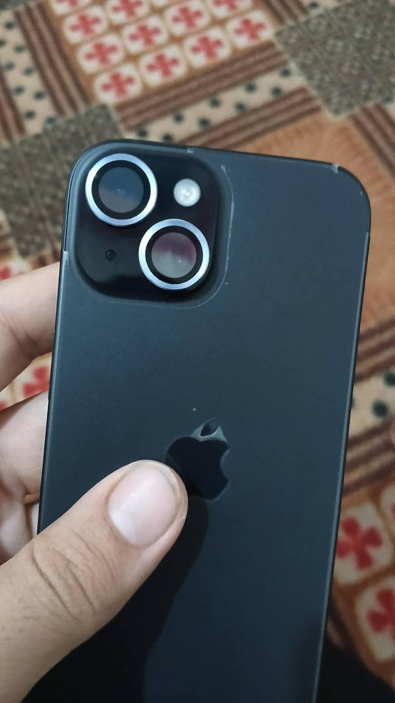 Apple iPhone 15 5