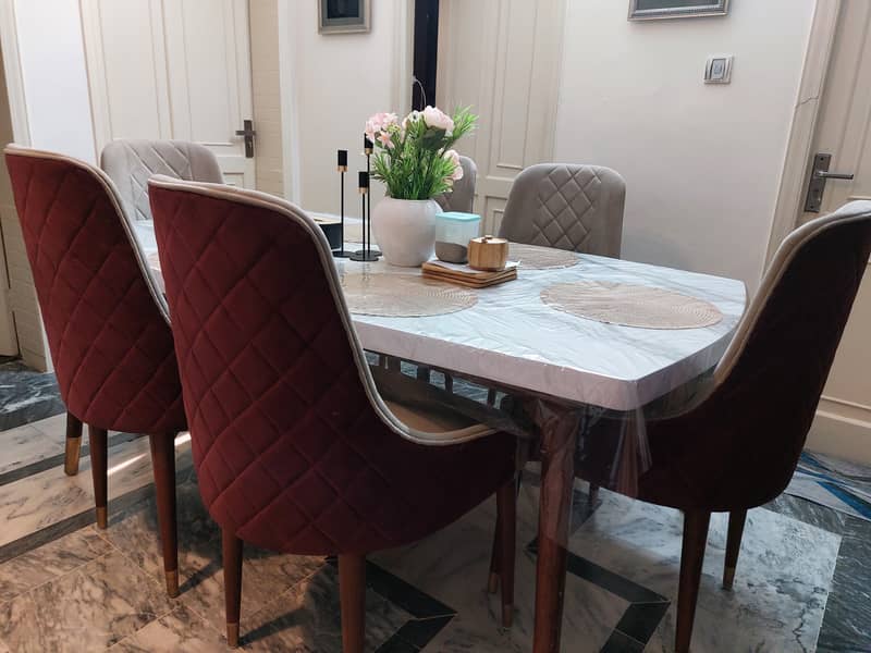 6 seats dining table 1