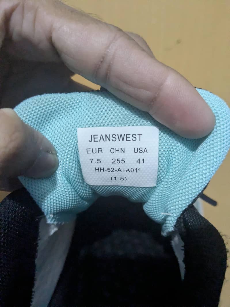 shoes 6