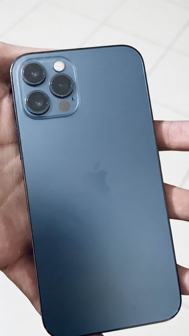 Apple iPhone 12 Pro 3
